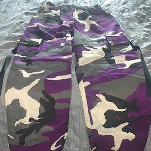 • Purple camo pants •